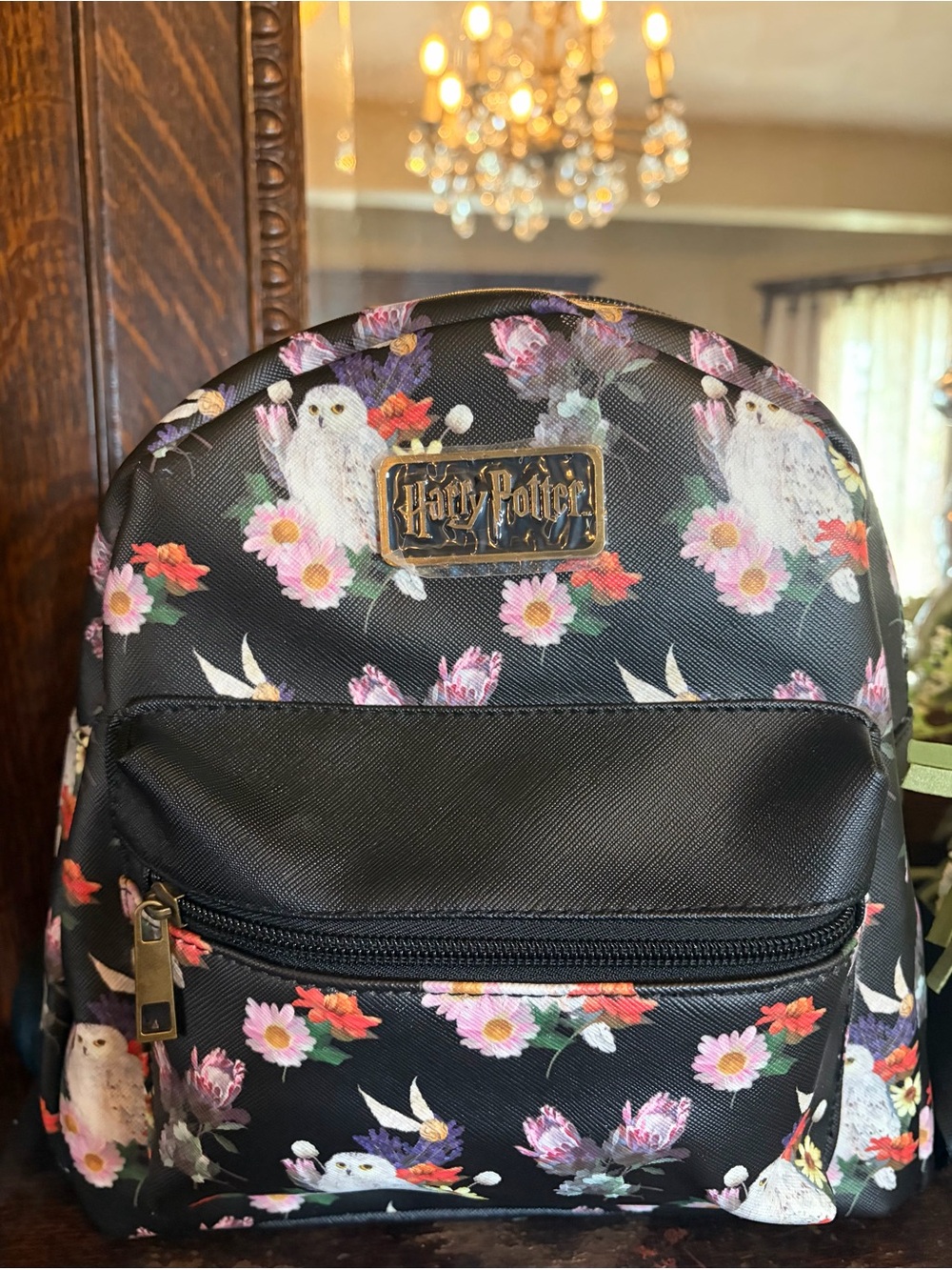 HARRY POTTER BLACK & FLORAL HEDWIG MINI BACKPACK!!! Wizarding World